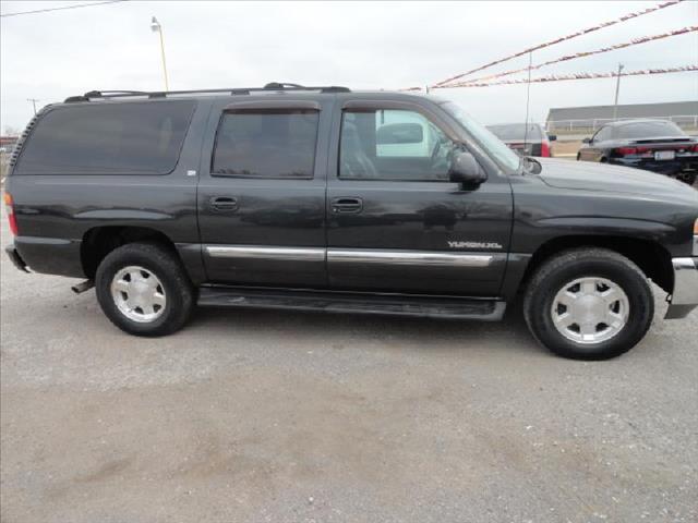 2003 GMC Yukon XL Water Truck