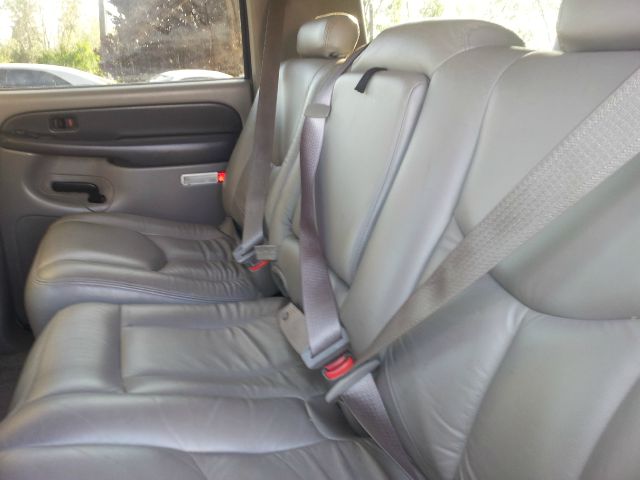 2003 GMC Yukon XL Carrera Coupe