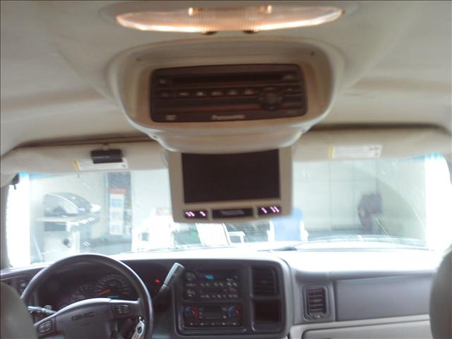 2003 GMC Yukon XL SLT