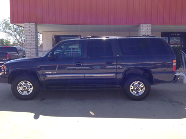 2003 GMC Yukon XL SLT