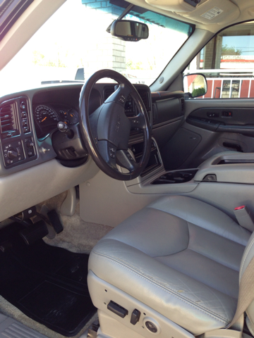 2003 GMC Yukon XL SLT