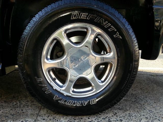 2003 GMC Yukon XL Sport 4WD