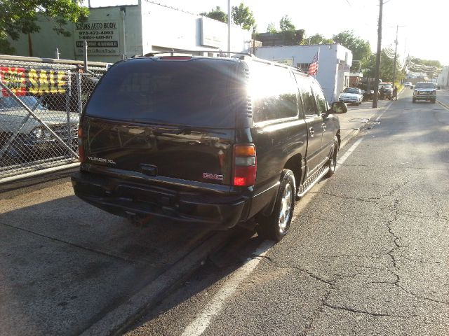 2003 GMC Yukon XL Sport 4WD