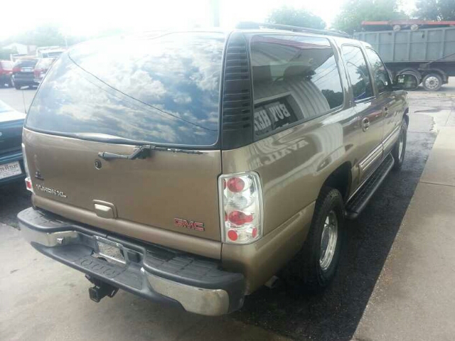 2003 GMC Yukon XL SLT