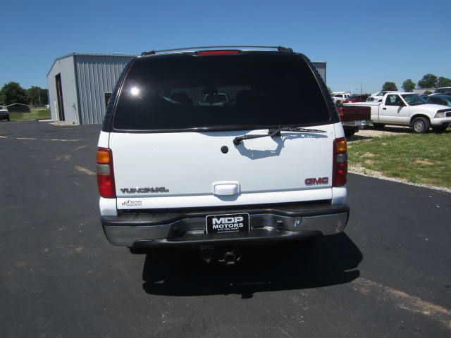2003 GMC Yukon XL SLT