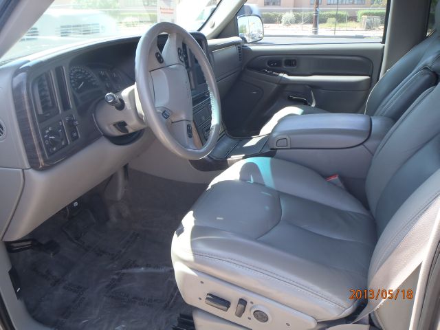 2003 GMC Yukon XL Sport 4WD