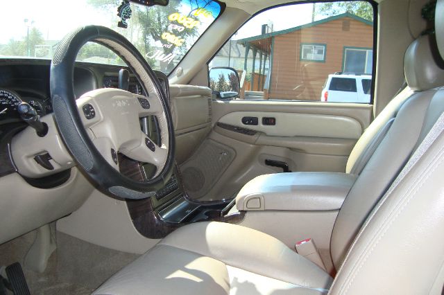 2004 GMC Yukon XL Sport 4WD