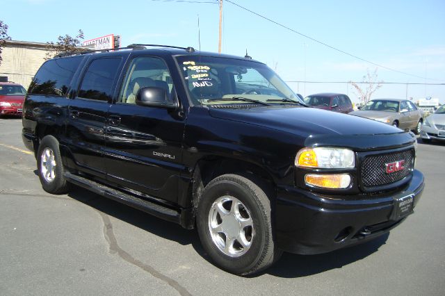 2004 GMC Yukon XL Sport 4WD