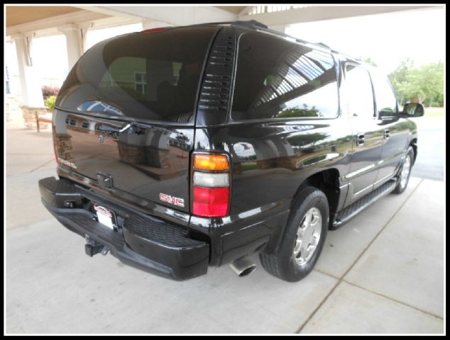 2004 GMC Yukon XL Sport 4WD