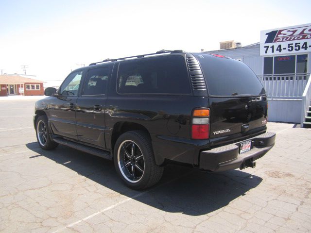 2004 GMC Yukon XL Sport 4WD