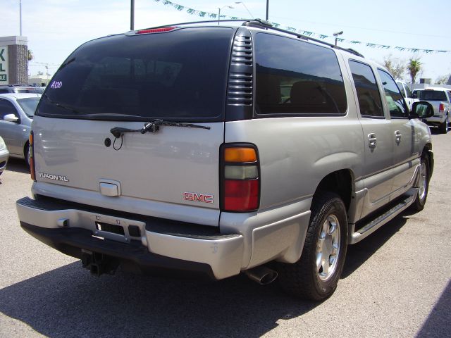 2004 GMC Yukon XL Sport 4WD