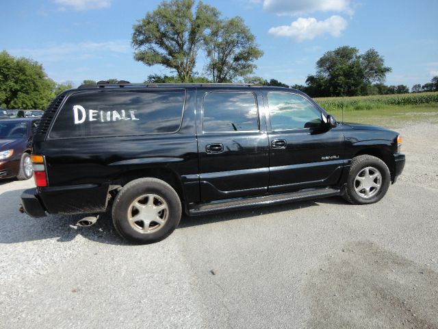 2004 GMC Yukon XL Sport 4WD