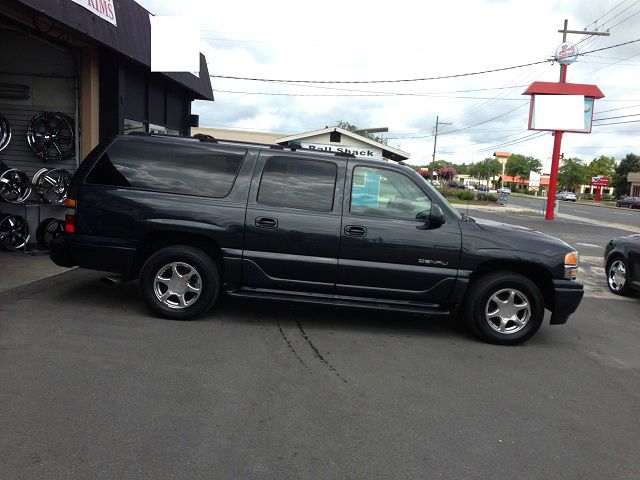 2004 GMC Yukon XL Sport 4WD