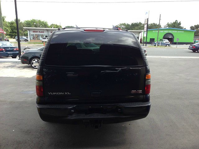 2004 GMC Yukon XL Sport 4WD