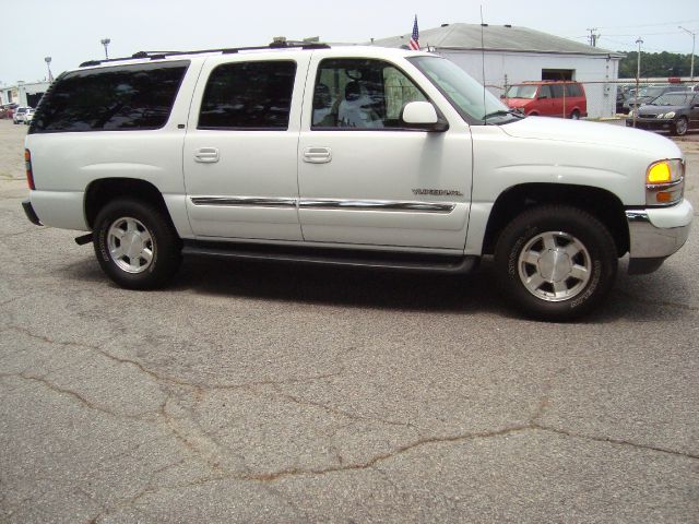 2004 GMC Yukon XL C350 4dr Sdn 3.5L Sport RWD Sedan
