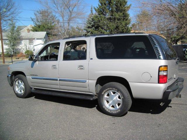 2004 GMC Yukon XL SLT