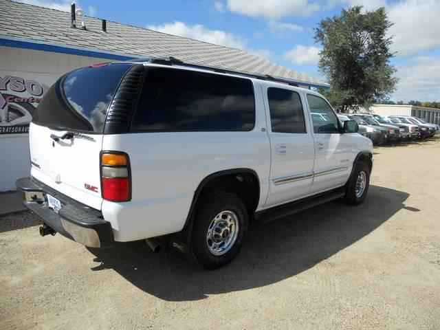 2004 GMC Yukon XL Luxury SUV 3RD ROW SEAT