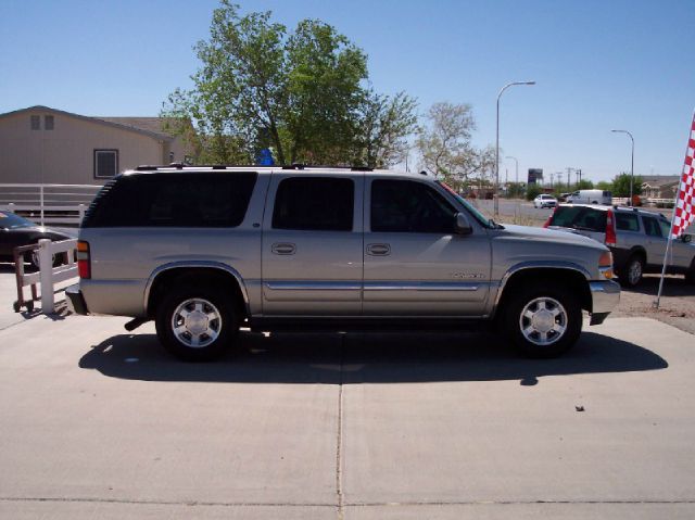2004 GMC Yukon XL C350 4dr Sdn 3.5L Sport RWD Sedan