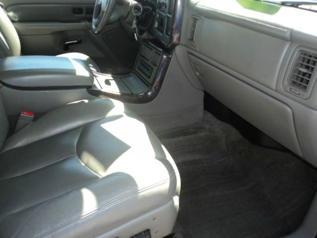 2004 GMC Yukon XL Sport 4WD