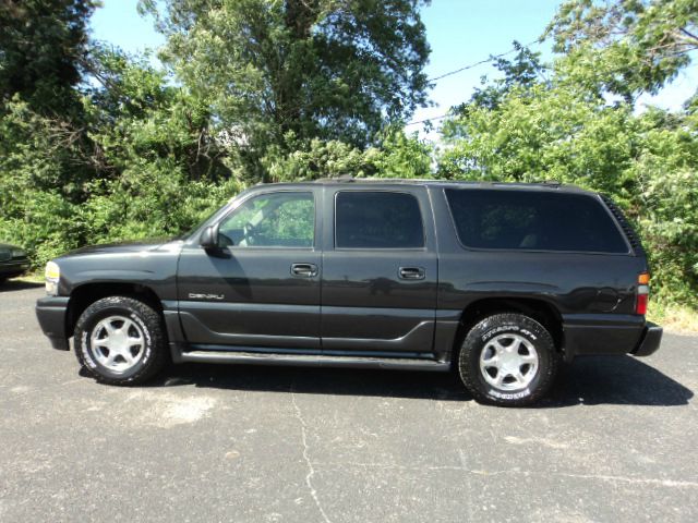 2004 GMC Yukon XL Sport 4WD
