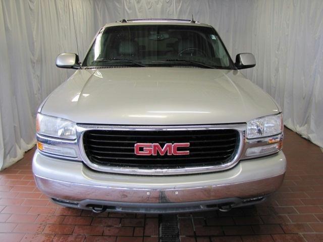 2004 GMC Yukon XL Base
