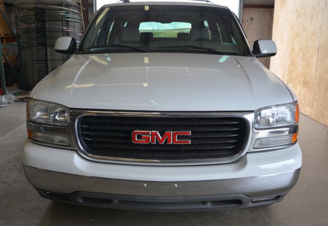 2004 GMC Yukon XL C350 4dr Sdn 3.5L Sport RWD Sedan