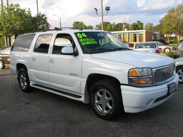 2004 GMC Yukon XL ES V6 Manual