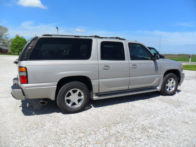 2004 GMC Yukon XL Sport 4WD