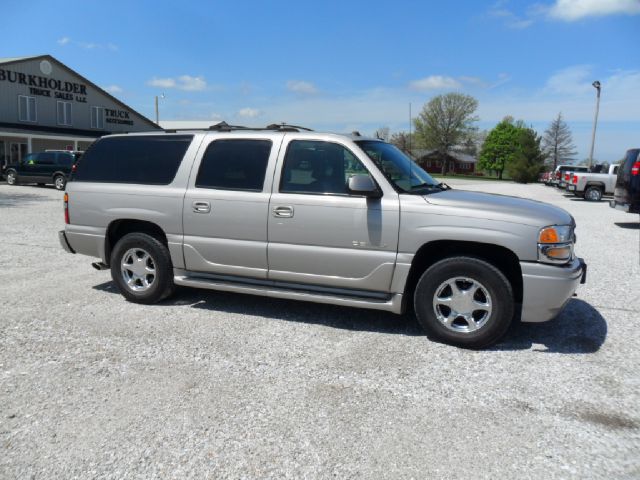 2004 GMC Yukon XL Sport 4WD
