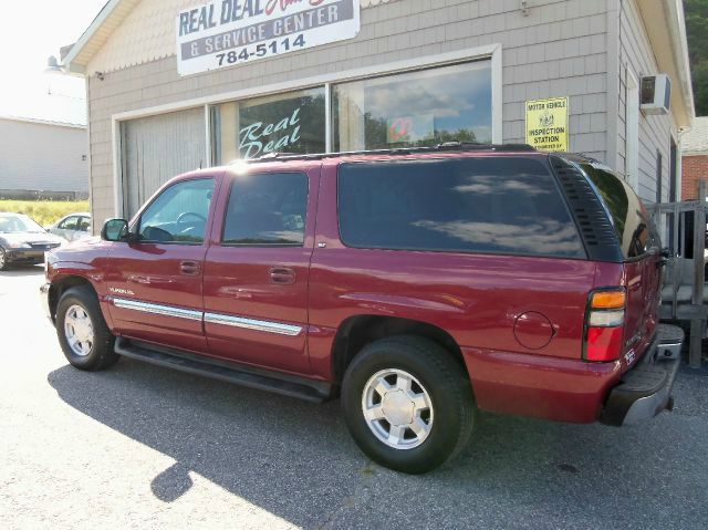 2004 GMC Yukon XL C350 4dr Sdn 3.5L Sport RWD Sedan