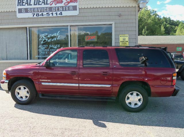 2004 GMC Yukon XL C350 4dr Sdn 3.5L Sport RWD Sedan