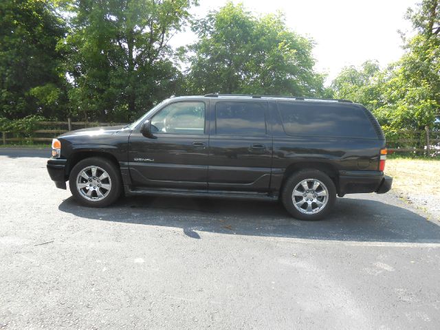 2005 GMC Yukon XL Sport 4WD