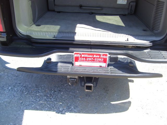 2005 GMC Yukon XL Ml550 Sport Utility 4D