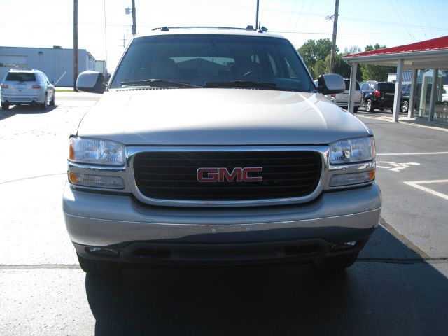 2005 GMC Yukon XL C350 4dr Sdn 3.5L Sport RWD Sedan
