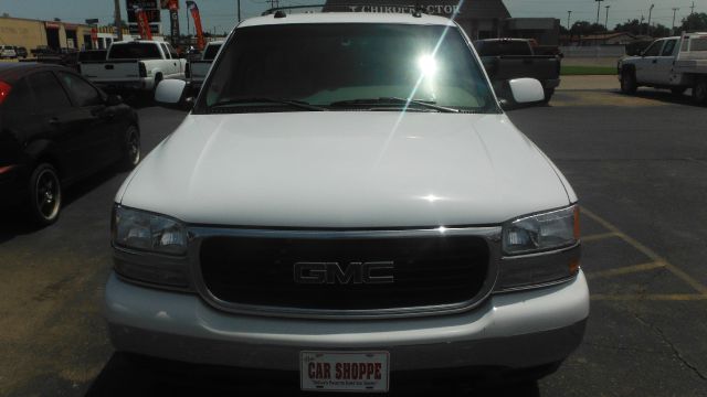 2005 GMC Yukon XL C350 4dr Sdn 3.5L Sport RWD Sedan