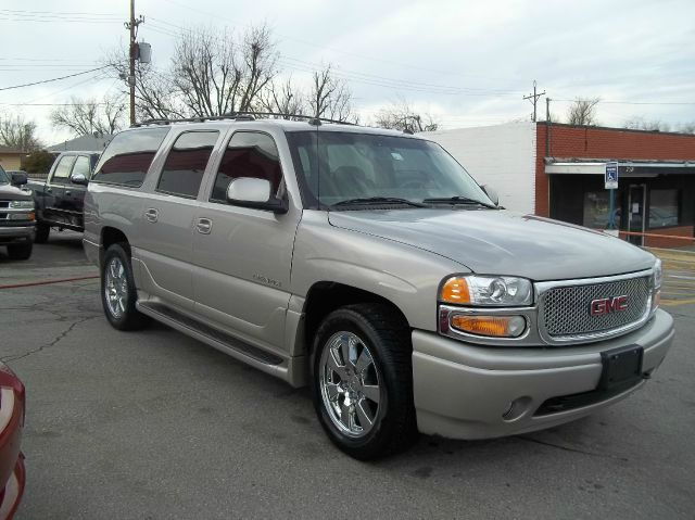 2005 GMC Yukon XL Sport 4WD