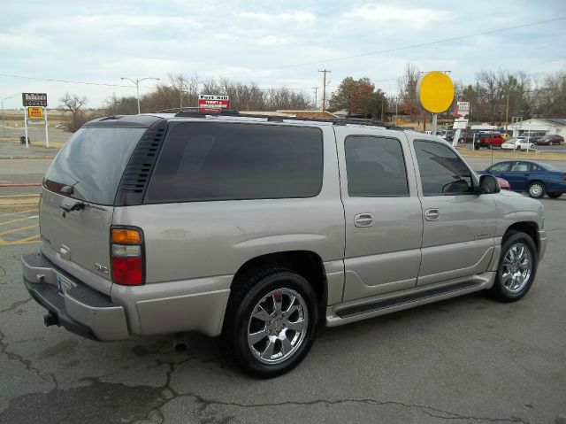 2005 GMC Yukon XL Sport 4WD
