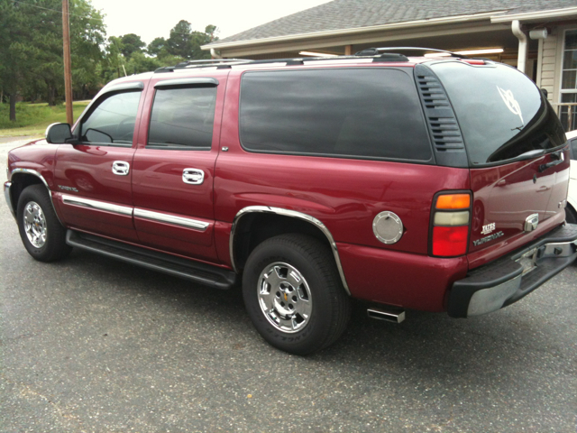 2005 GMC Yukon XL C350 4dr Sdn 3.5L Sport RWD Sedan