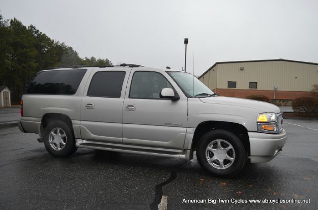 2005 GMC Yukon XL Quattro 3.0 Convertible