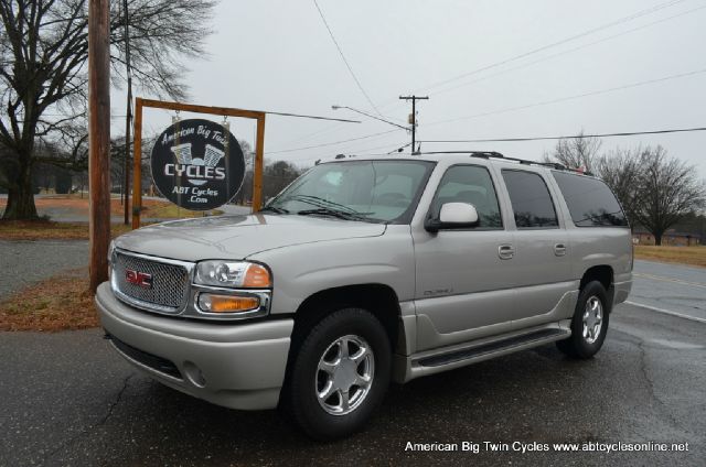 2005 GMC Yukon XL Quattro 3.0 Convertible