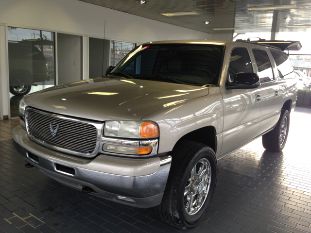 2005 GMC Yukon XL Z71 4X4 CREW CAB