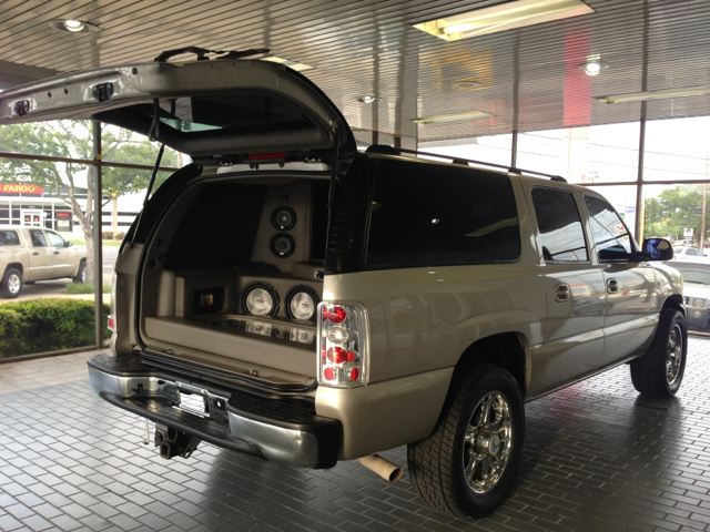 2005 GMC Yukon XL Z71 4X4 CREW CAB