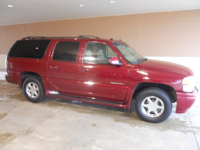 2005 GMC Yukon XL EX Sedan 4D