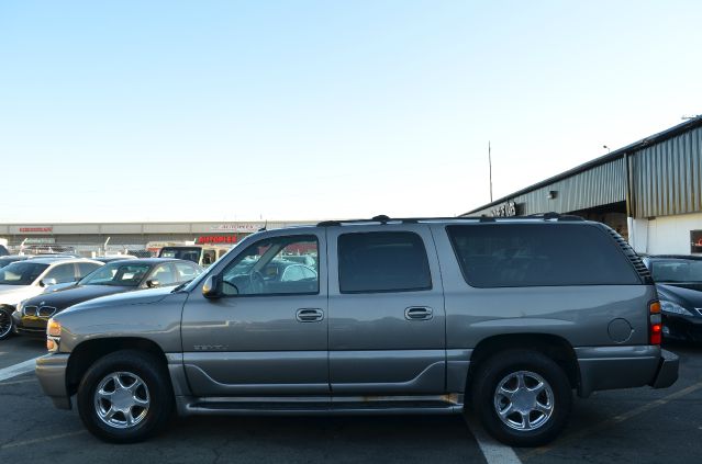 2005 GMC Yukon XL Quattro 3.0 Convertible