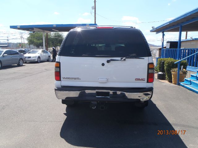 2005 GMC Yukon XL C350 4dr Sdn 3.5L Sport RWD Sedan