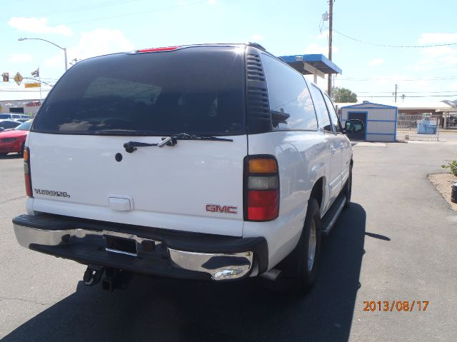 2005 GMC Yukon XL C350 4dr Sdn 3.5L Sport RWD Sedan