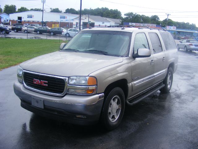 2005 GMC Yukon XL C350 4dr Sdn 3.5L Sport RWD Sedan