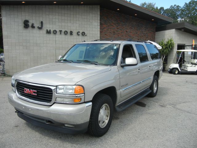 2005 GMC Yukon XL C350 4dr Sdn 3.5L Sport RWD Sedan
