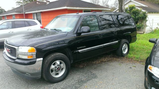 2005 GMC Yukon XL C350 4dr Sdn 3.5L Sport RWD Sedan