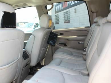 2005 GMC Yukon XL C350 4dr Sdn 3.5L Sport RWD Sedan